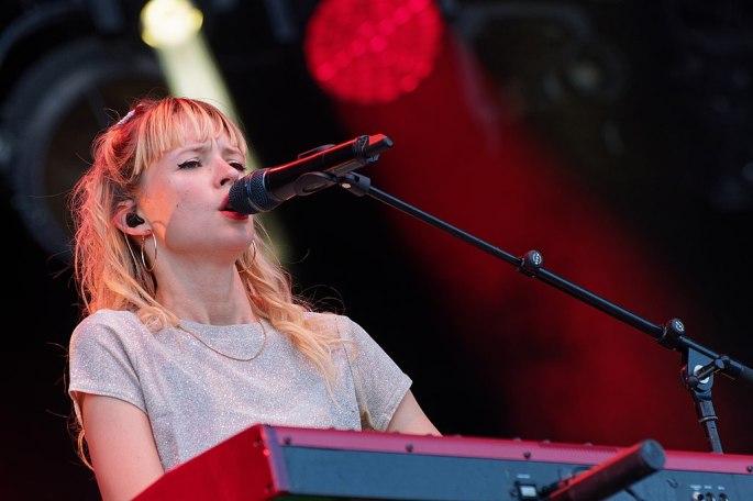 Compréhension orale du francais - chanson francaise - Angèle - Tout oublier